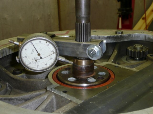 Dial gauge on crankshaft nose